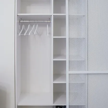 затишок біля площі Apartment