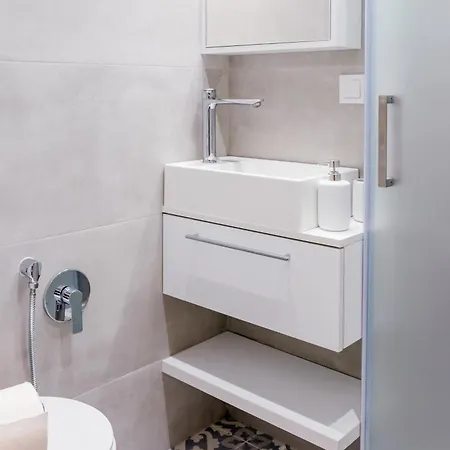 затишок біля площі * 利沃夫