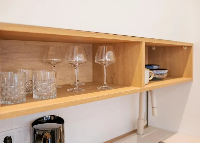 затишок біля площі Leópolis