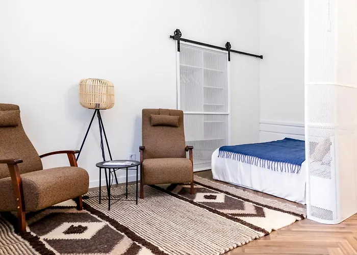 затишок біля площі Apartamento