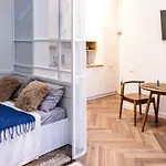 Appartamento затишок біля площі *