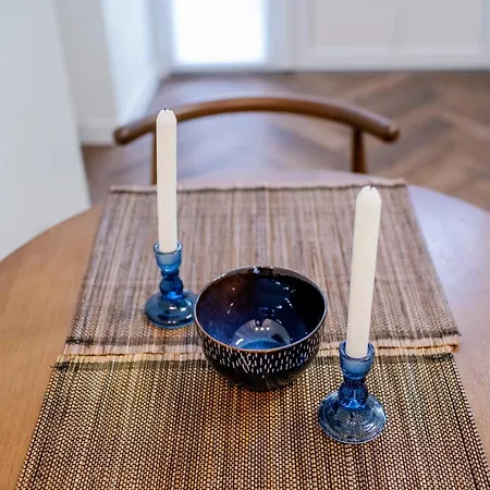 затишок біля площі * Leopoli