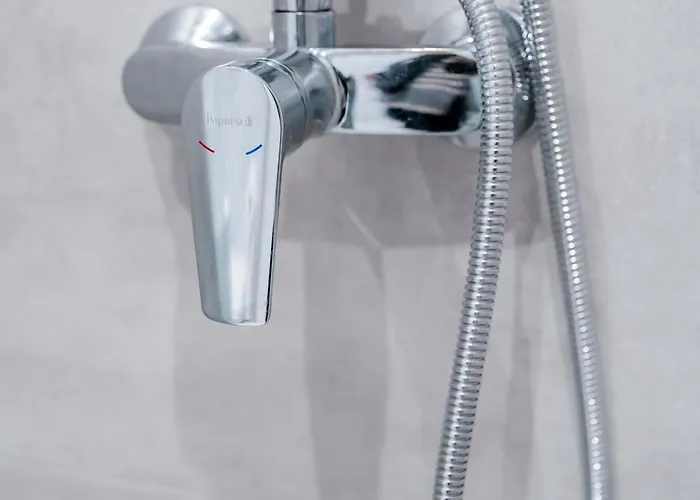 затишок біля площі * Leopoli